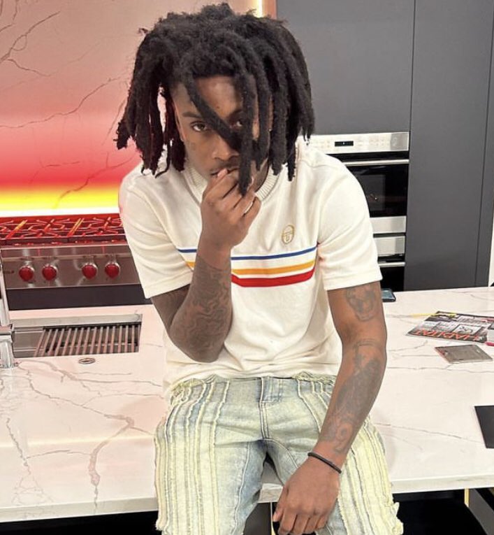 Litleakers on Twitter: 