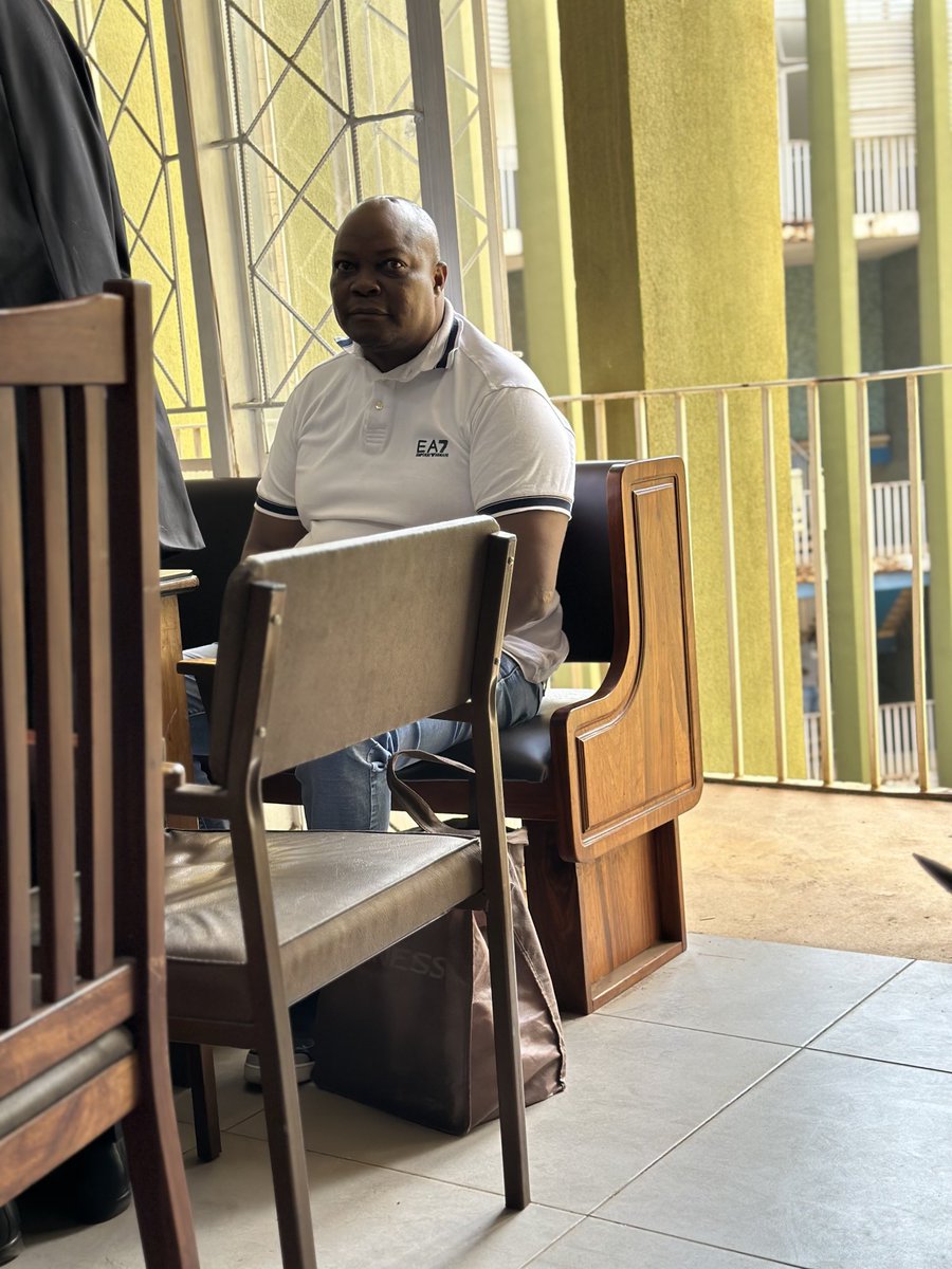 daddyhope's tweet photo. Shumba yeZANUPF.

Vano mukwata. https://t.co/8gGaVBMWGi