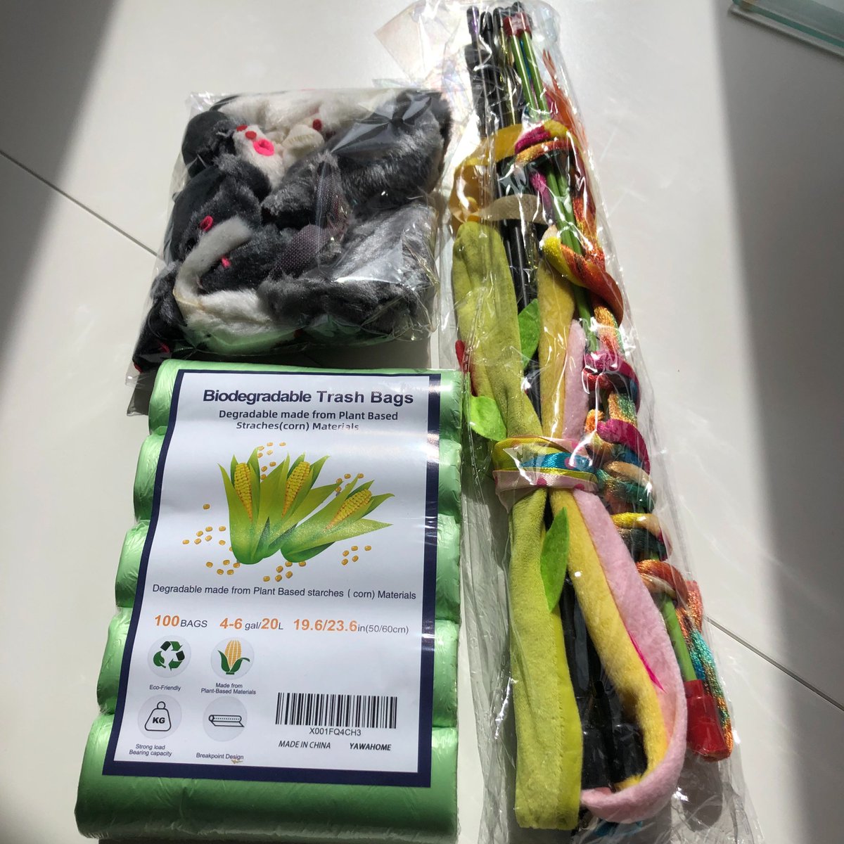 Thank you to our wonderful furry friends <a href="/mogs_at_28/">The mogs at No. 28</a> 🐈‍⬛🐈‍⬛🐈‍⬛🐈‍⬛ (and their human) for our generous wishlist gifts. We are very impressed with the gift note writing abilities of Clio in particular 😻