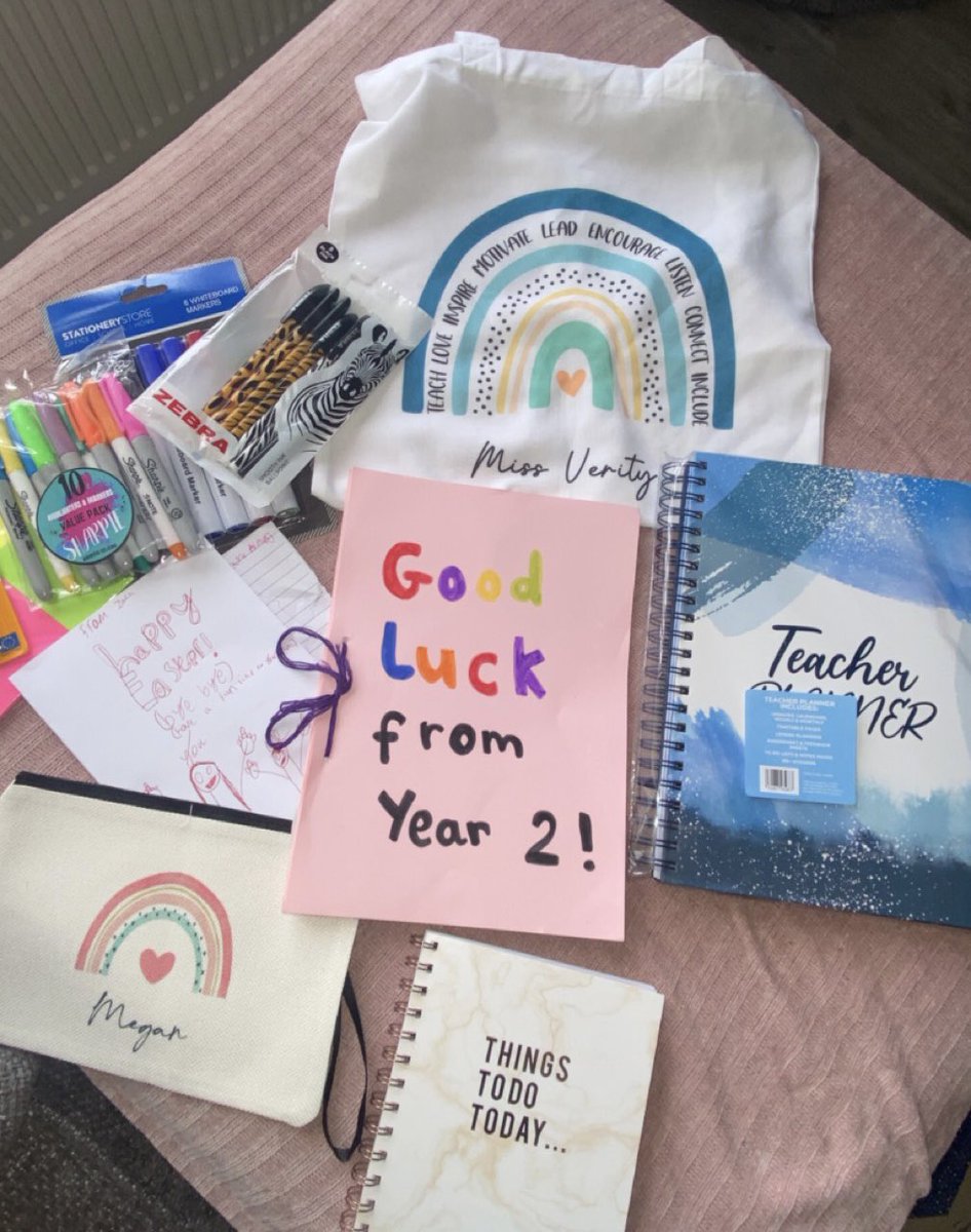 MissMVerity's tweet photo. The sweetest goodbye from my final placement class today🥹🫶🏻Had the best few months with them Xx 
now time to finish my degree🫣 https://t.co/94afThgsa2