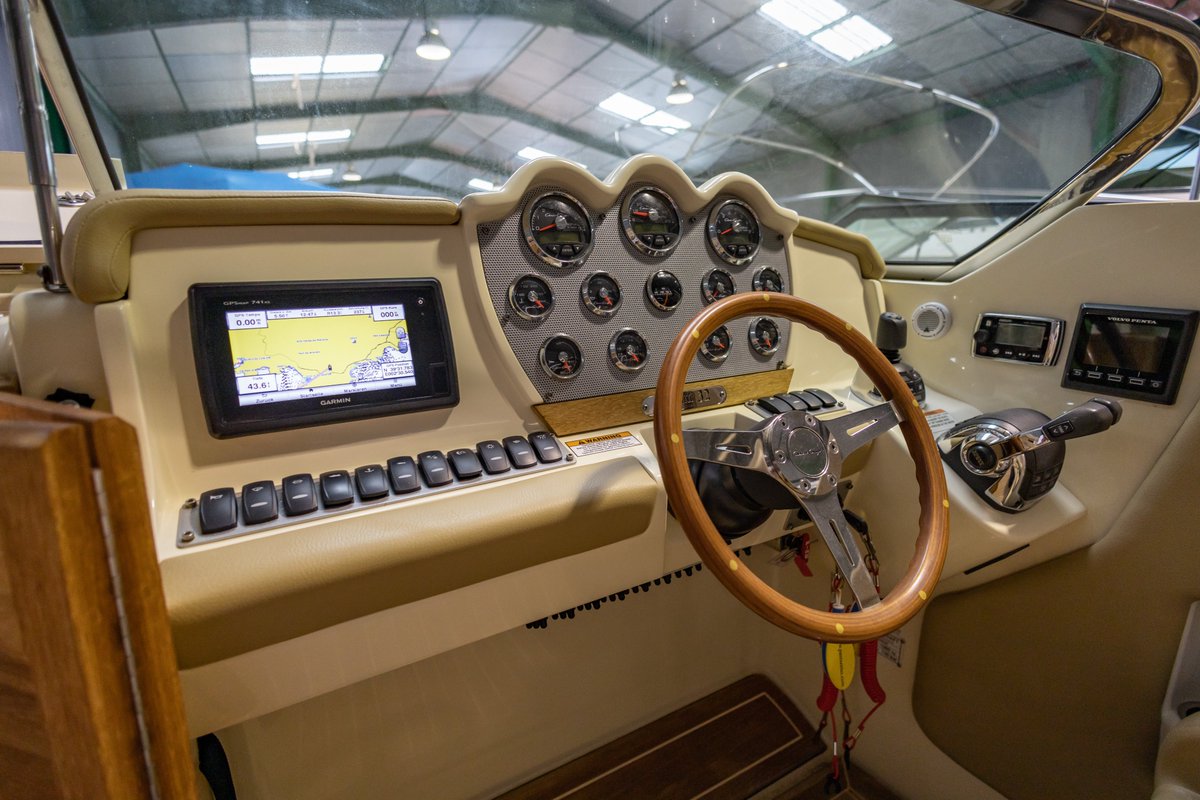 ArgoYachting's tweet image. Modern features, a classic style.

We have a rare opportunity to own a Corsair 32, from legendary American boat manufacturer Chris Craft.

Its timeless look goes beyond the surface, with everything you expect from a contemporary sport boat.

📍Mallorca, Spain

#yacht #chriscraft