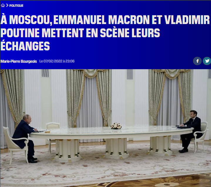 SierraTango74's tweet photo. 📏 - À vol d'oiseau il semblerait que c'est Vladimir Poutine qui se tienne le plus loin d'@EmmanuelMacron… en mètres linéaires et en tenant compte de la courbure de la table c'est Xi-Jinping qui remporte le concours 😄 https://t.co/S7urpsQJfT