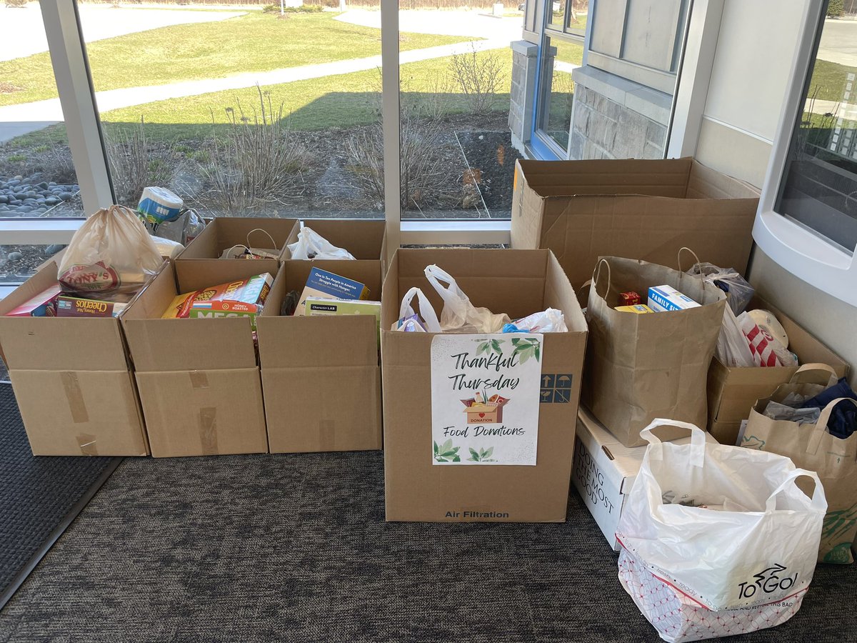 D63_FirstSteps's tweet photo. It’s Thankful Thursday at the ELC and we are so thankful for all the families who donated canned and dry foods! 💫 We can wait to send it to the Marketplace @FRCD63 to be distributed to families in the community. 💚💙🤍 #WOYC23 #thankful #63success #ecewins @EastMaine63 @NAEYC https://t.co/AcNDyqlRut