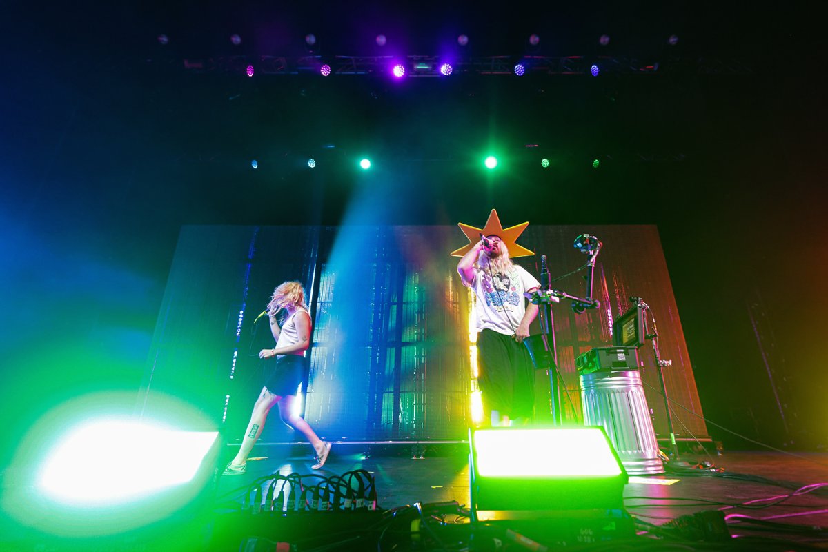 foxoakland's tweet photo. Thanks for a wild night @100gecs 💥 

📸: @gbchow https://t.co/i3IEHZbpzG