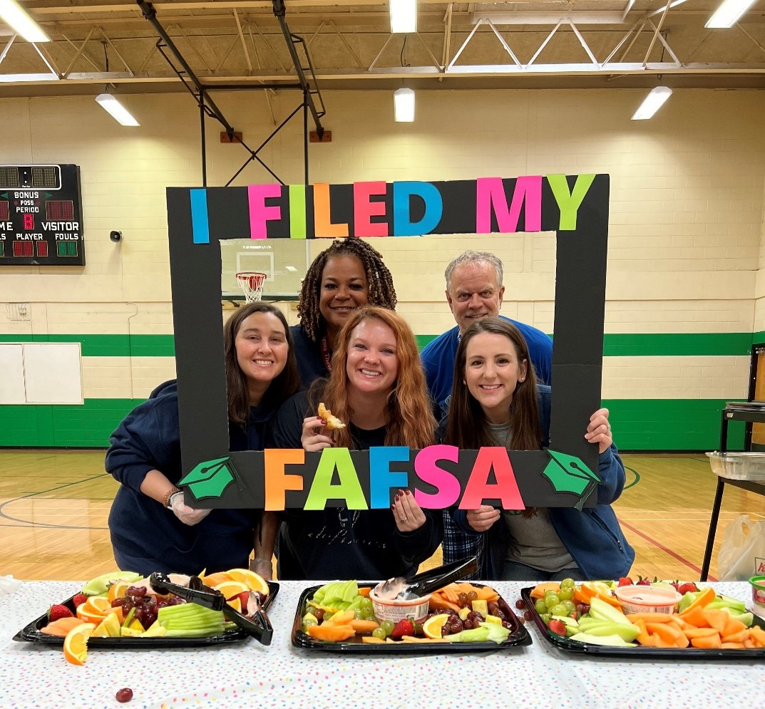 Tennessee Higher Education Commission (@tnhighered) on Twitter photo Congrats to Hillwood School - a 2022-23 FAFSA Champion!
FAFSA Tip: "We recognized our seniors who completed the FASFA early with a Senior Breakfast. If a senior completed the FAFSA by the end of Thanksgiving break, they were invited to enjoy the celebration!" <a href="/Counselors4HHS/">Hillwood College/Career</a> Congrats to Hillwood School - a 2022-23 FAFSA Champion!
FAFSA Tip: "We recognized our seniors who completed the FASFA early with a Senior Breakfast. If a senior completed the FAFSA by the end of Thanksgiving break, they were invited to enjoy the celebration!" <a href="/Counselors4HHS/">Hillwood College/Career</a>