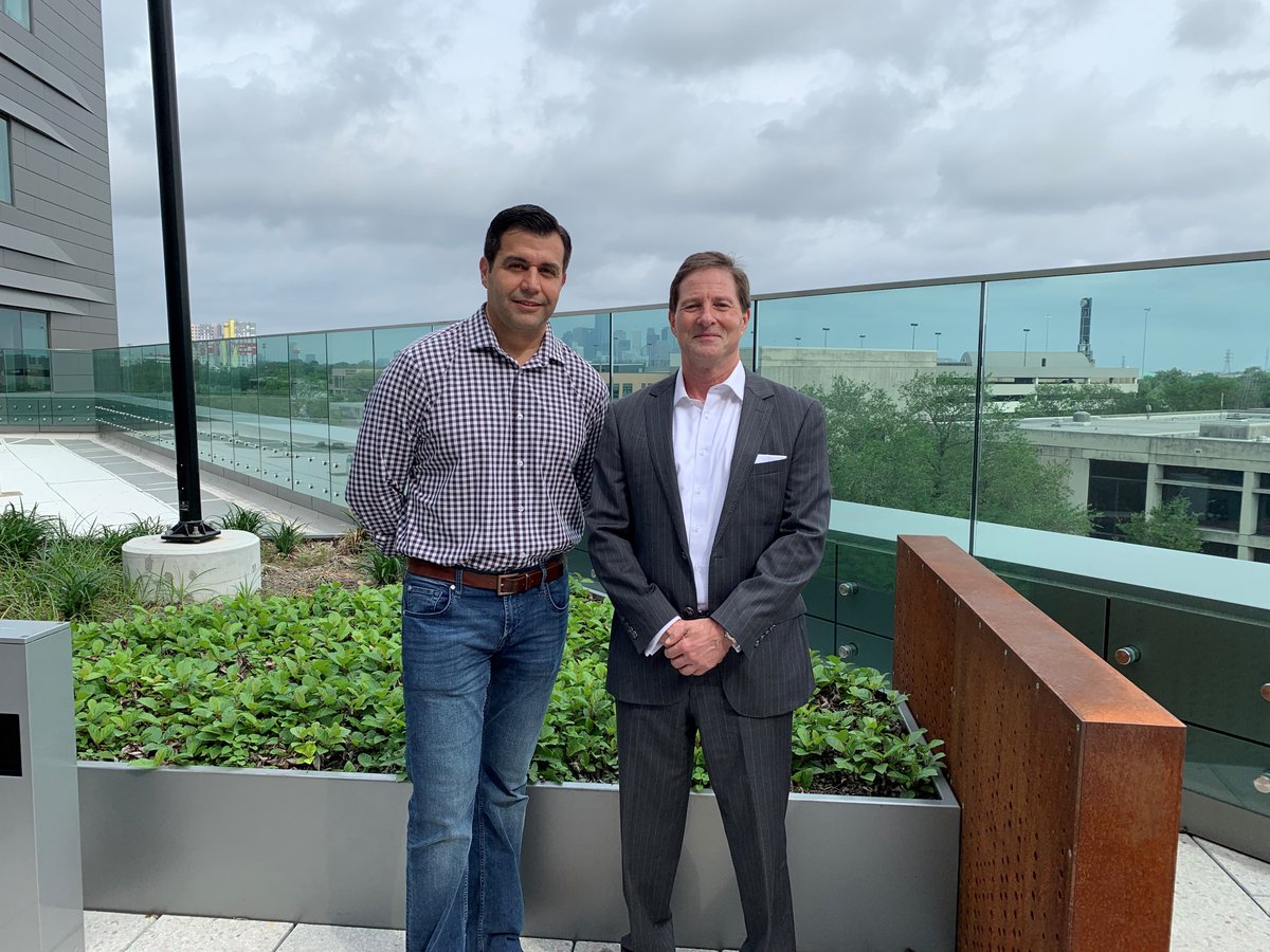 UHLAW's tweet image. Jorge Borunda (J.D. ’00) and David Brewer (J.D. ’00) toured the John M. O’Quinn Law Building on April 4, 2023.

 #law #architecture_hunter #WeareHoustonLaw #HoustonLaw
