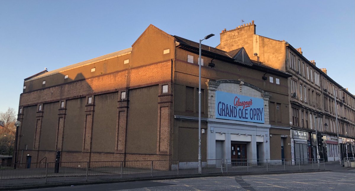 Les Back tweet media