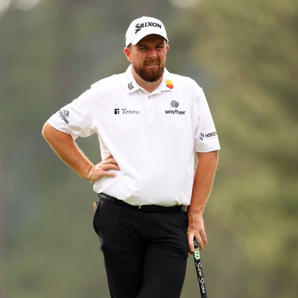 DooleySinead's tweet photo. Mighty little county! In my local watching one neighbour in Augusta when another neighbour walks in for a pint! #uibhfhaile #offalygood @ShaneLowryGolf @visitoffaly @SamKeeleyOnline ๐ฎ๐ช๐ฎ๐ช https://t.co/0NYfLugwqu