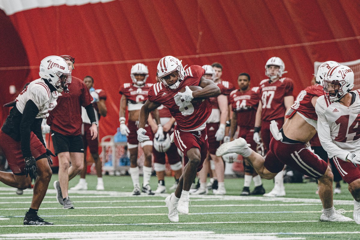 UMass Football tweet media