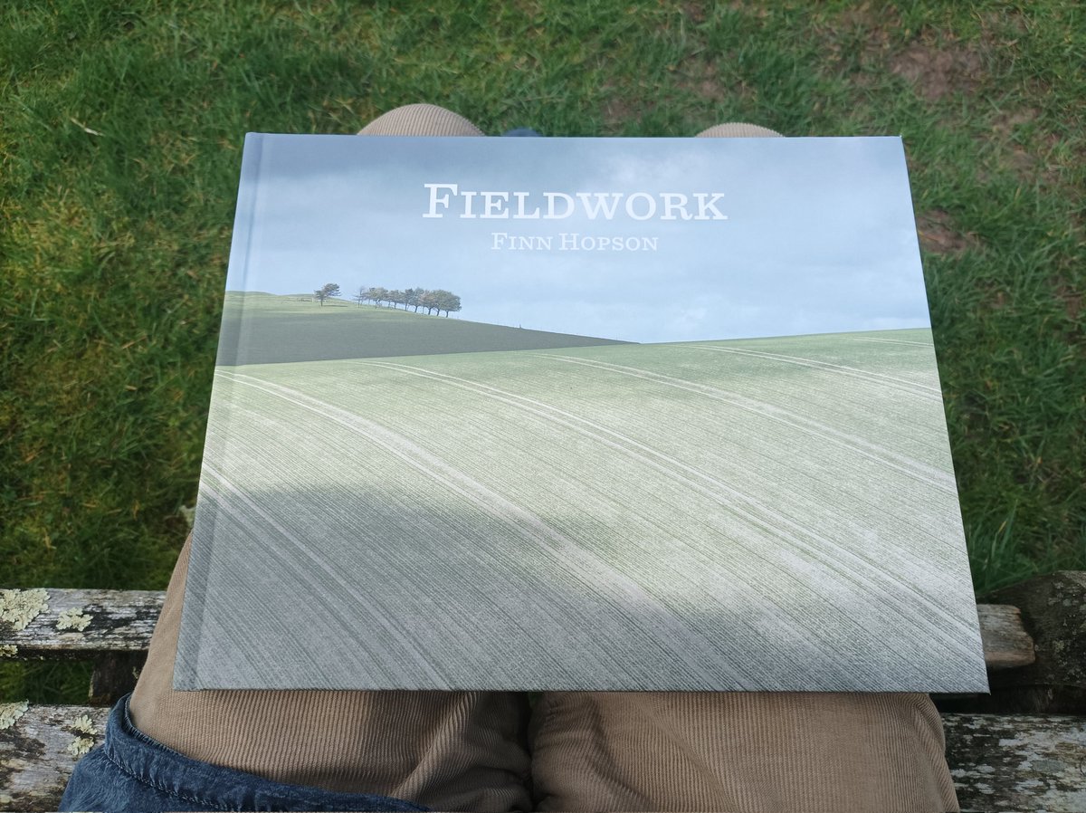LibraryRodmell's tweet image. Immensely grateful to the magically talented @FinnHop for donating his book of South Downs views to the library. Every page is stunning. I've already seen village visitors enjoying it as they sup a pint in the pub!