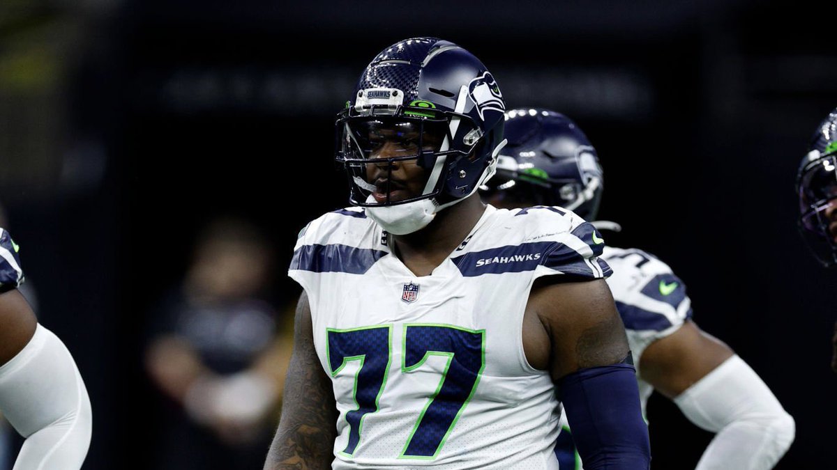 The #Jets are signing free agent DL Quinton Jefferson.