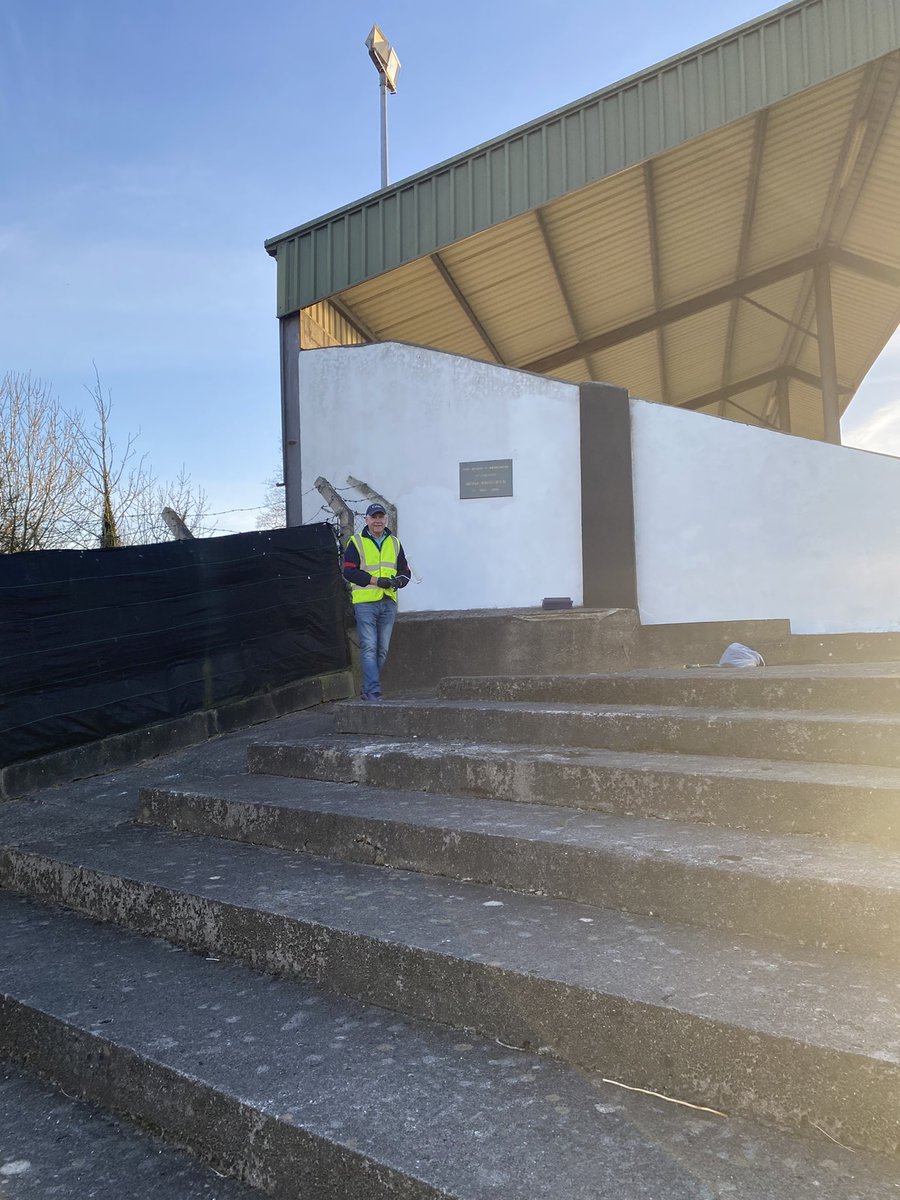 NCWGAA's tweet photo. Team Limerick Clean up already begun @ncwgaa 
@TLC_Limerick https://t.co/fUg4Pqcz7U