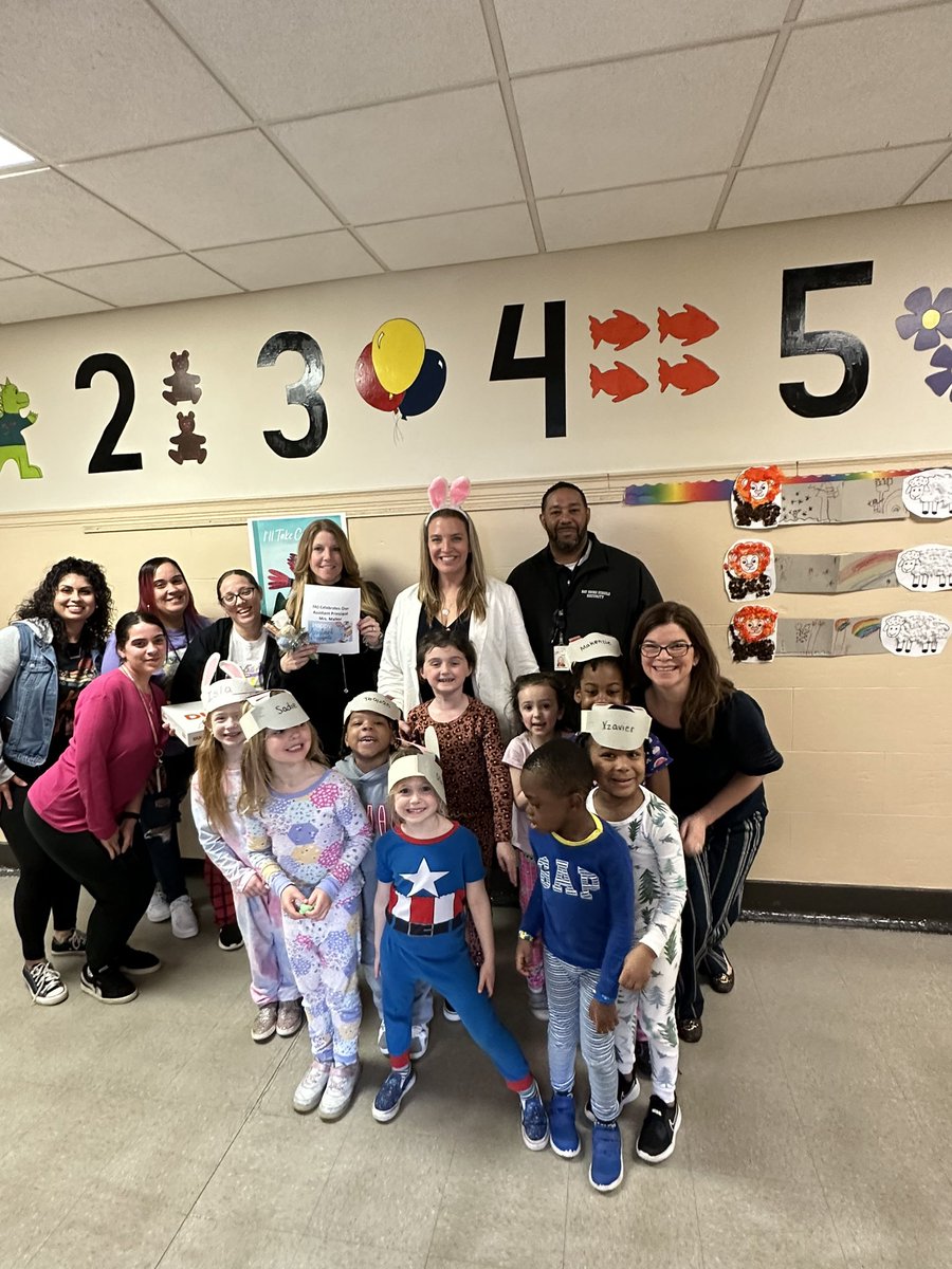 Fifth Avenue Elementary School tweet media