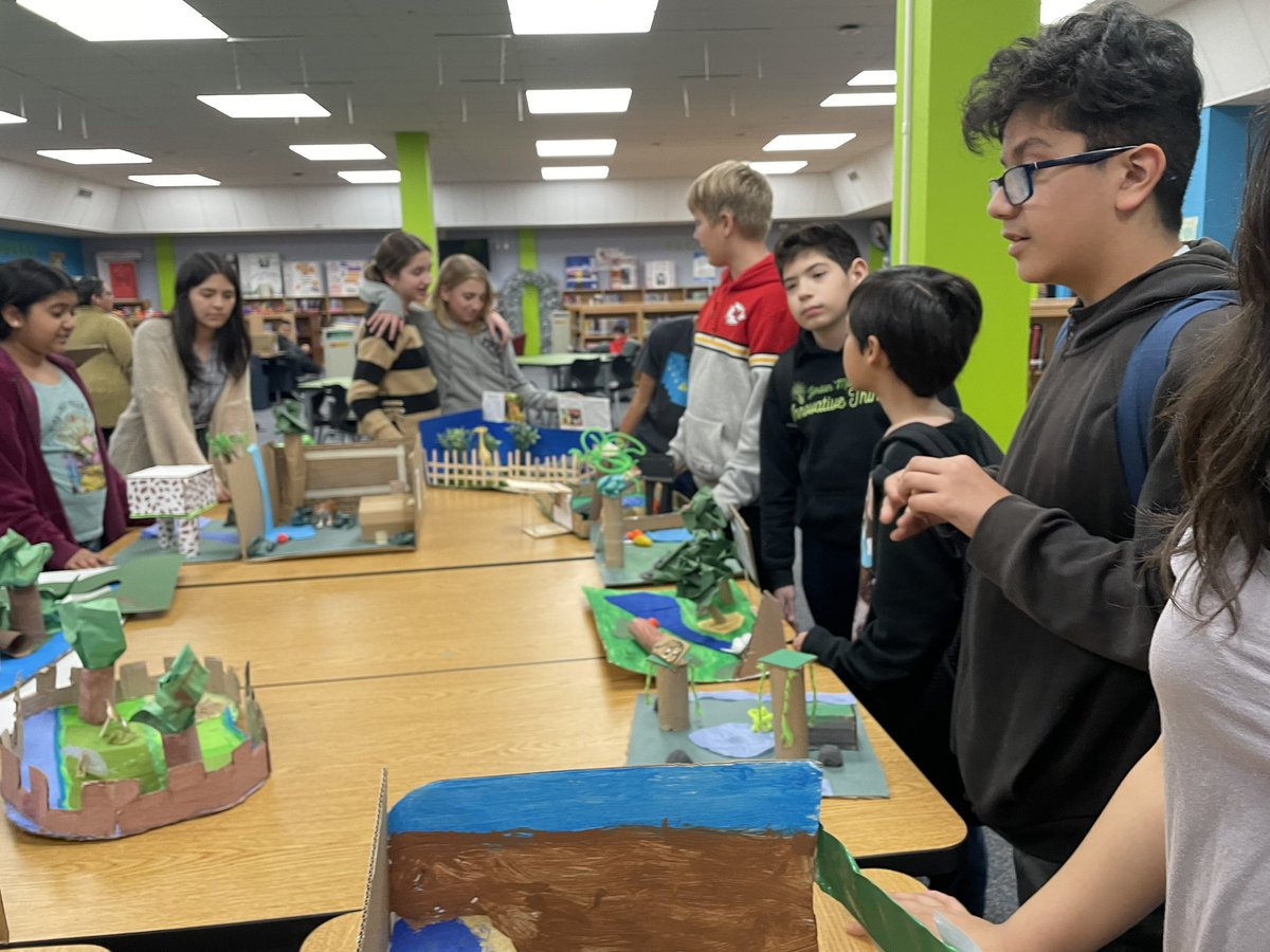Having fun with my @JordanNISD GT peeps! 6th graders collaborated putting their Zoo together, 7th grade made Peep dioramas, 8th grade made boats & had to keep their peeps afloat the longest. GT is for messy, fun, creative, collaborative, problem solving peeps. @NISDGTAA #whyGT