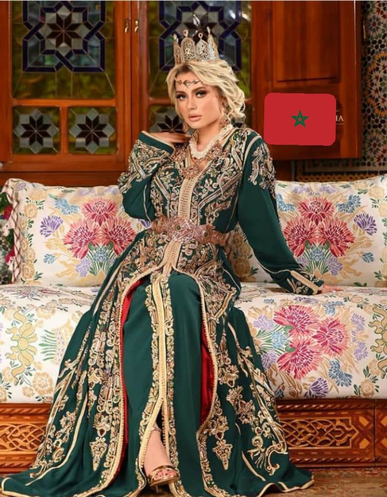 titrith_morocco's tweet image. الفخامة والاناقة المغربية
الصالون المغربي و التكشيطة المخزنية المغربية❤🇲🇦
#Moroccan_architecture 
#Morocco