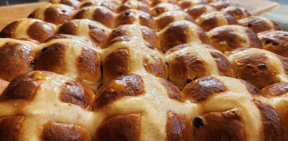 StJohnsBakery's tweet photo. Hello Supporters!  We will be closed Good Friday, but will be open Sat April 8th with our famous sourdough Hot Cross Buns.   

#Toronto #bakery #nonprofit #sourdough #blogto https://t.co/vYq65MTbks