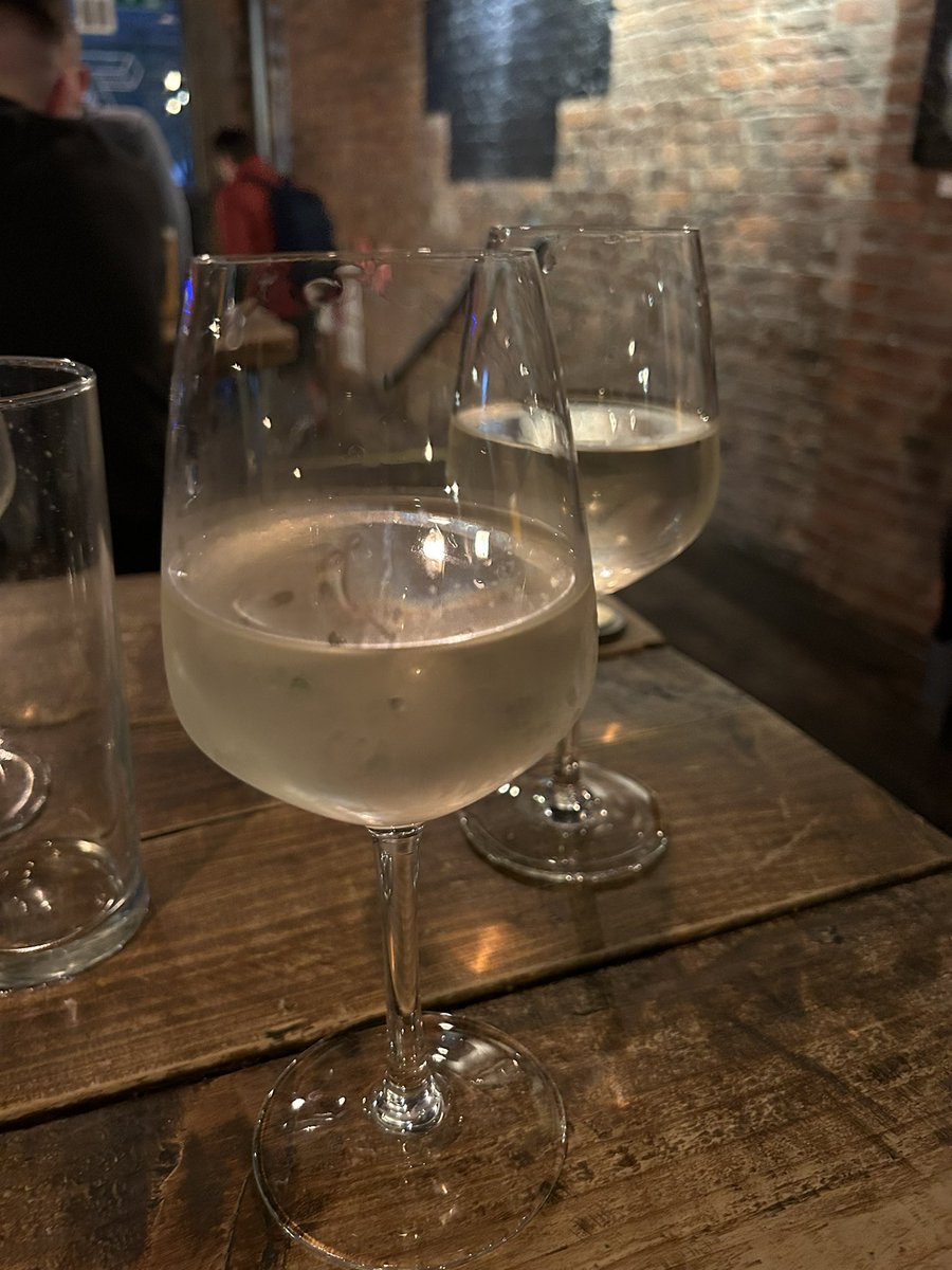Fran_R273's tweet photo. Slightly less wholesome finish to the run .. it’s all about balance right 🤣 @SEVENBRO7HERS #runreward https://t.co/tvA634xfll