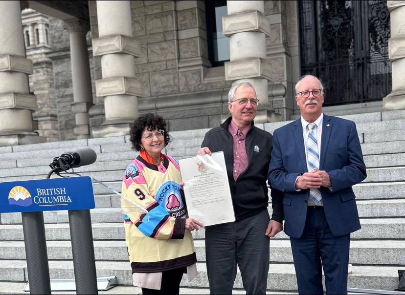 Pam Alexis tweet media