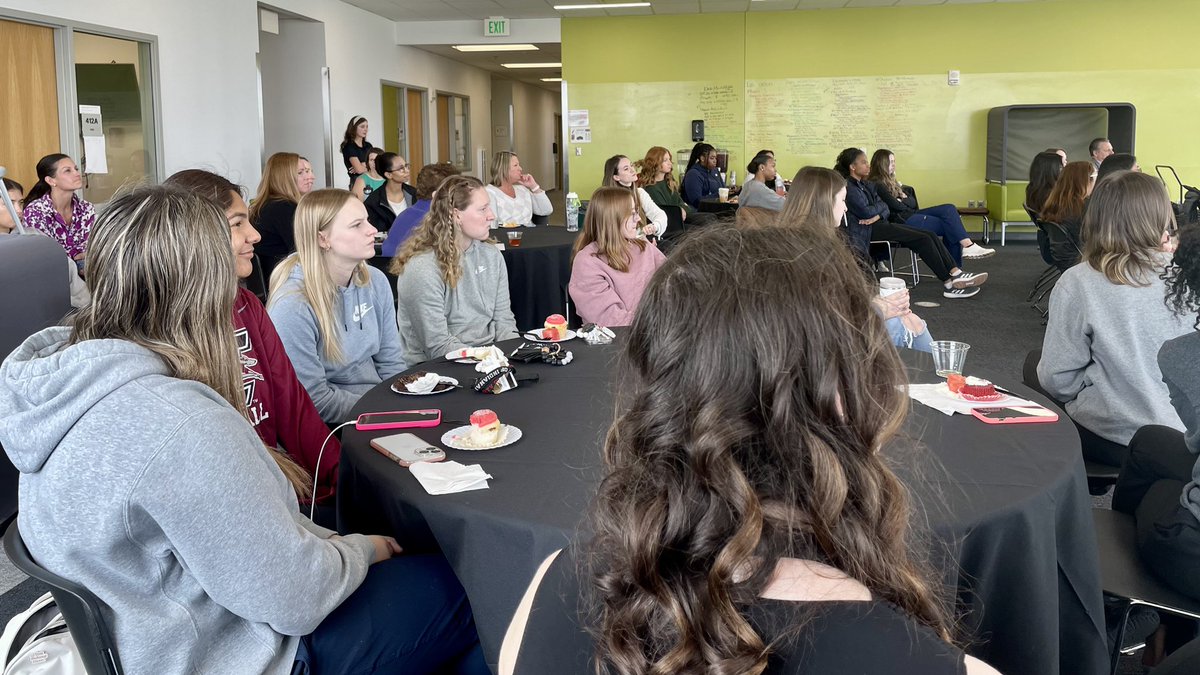 The @UIndyPubHealth Program finished National Public Health Week strong with a great talk from Dr. Virginia Caine and celebration of our new(ish) CEPH accreditation! Thanks to all who celebrated with us this week! #NPHW2023 <a href="/uindy/">University of Indianapolis</a> <a href="/UIndyKINS/">UIndy Kinesiology, Health & Sport Sciences</a>