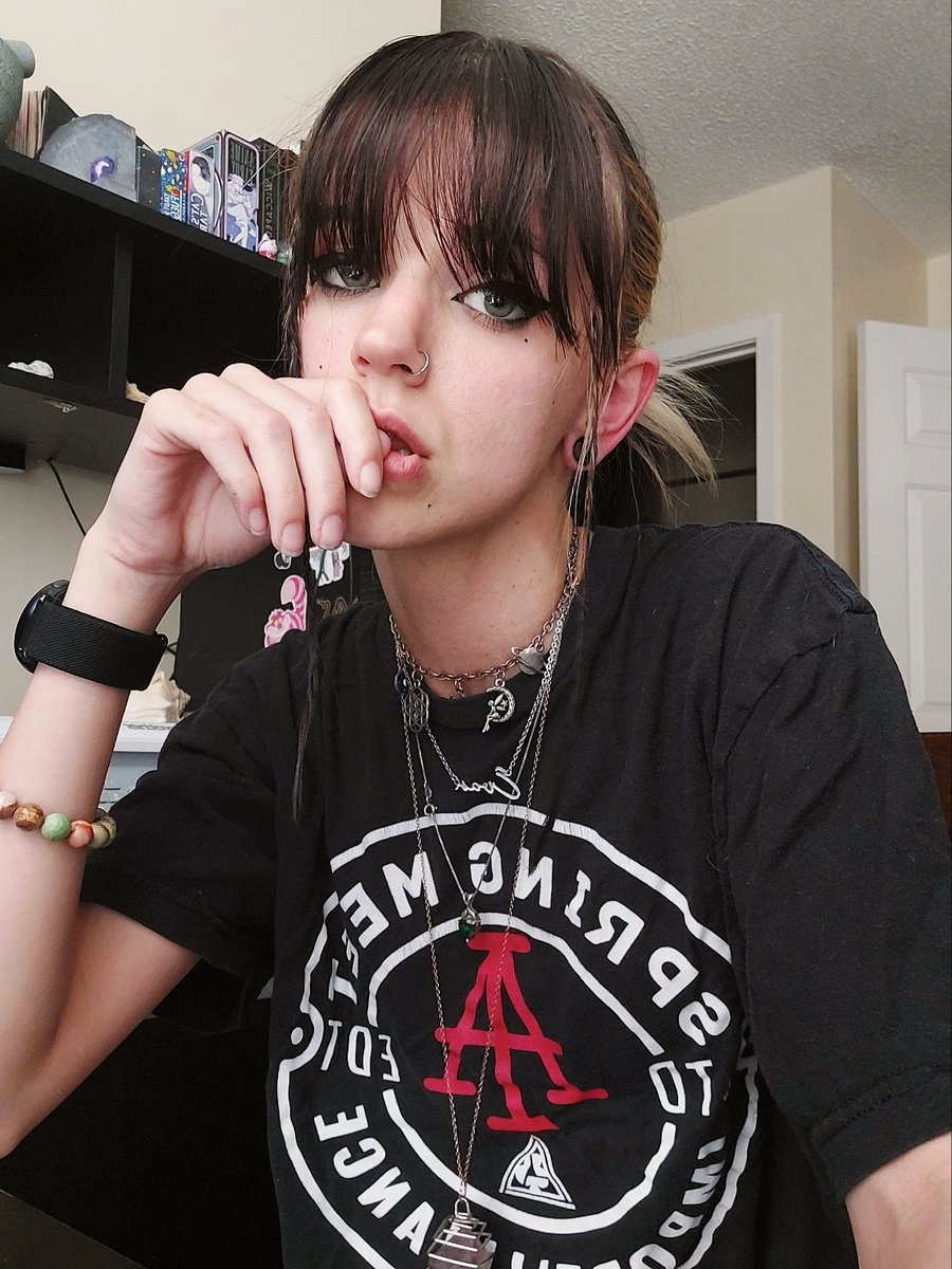 elaraposts's tweet photo. Been a long few days
Send money to make it up to me 😊

Findom walletdrain paypig humanATM https://t.co/zQ6c2gemRd