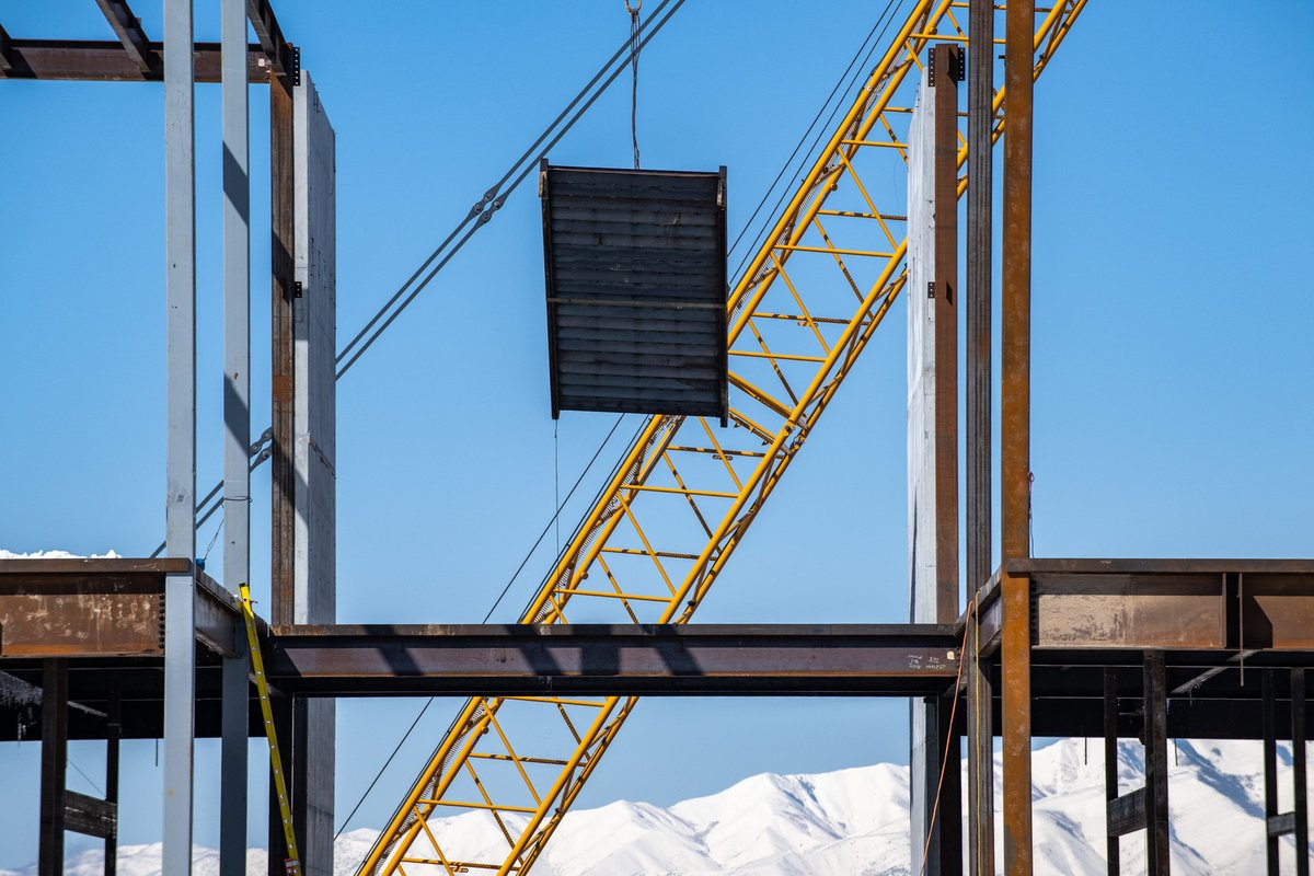 cofjctemples's tweet photo. The first section of the steel frame for the grand staircase in the #LindonUtahTemple was lowered by crane and secured into place today. Heavy framing for the upper floors of the three-story building continues. (Photo: Brent R.) #lindontemple
https://t.co/aMvM6SgnrF https://t.co/fB7vQreR0o