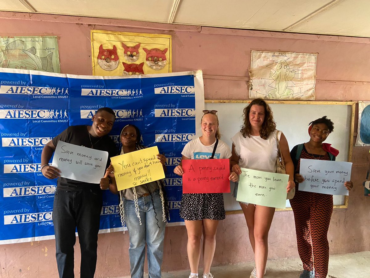 ebaiesecinknust's tweet image. It’s Global Money Week2023.
We had the opportunity to put smile on the face of these amazing children at Kotei R/C Basic School. We thank our partners and members for making event a successful one.
#gmw2023 
#aisec
#AIESECINKNUST 
#planyourmoneyplantyourfuture