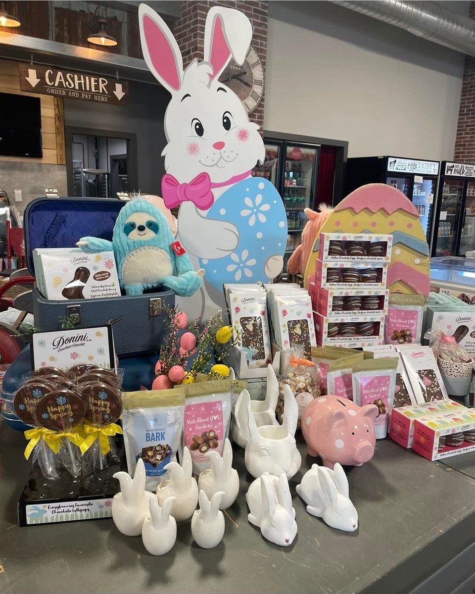 Wishing everyone a happy Easter weekend! The sun is supposed to be shining 🌞 Get out and visit your local farm. Many of our members are hosting some fun family activities! Find your local farm here farmfreshontario.com #easter #farmfun #ffo Thanks @brooksfarms for the photo!