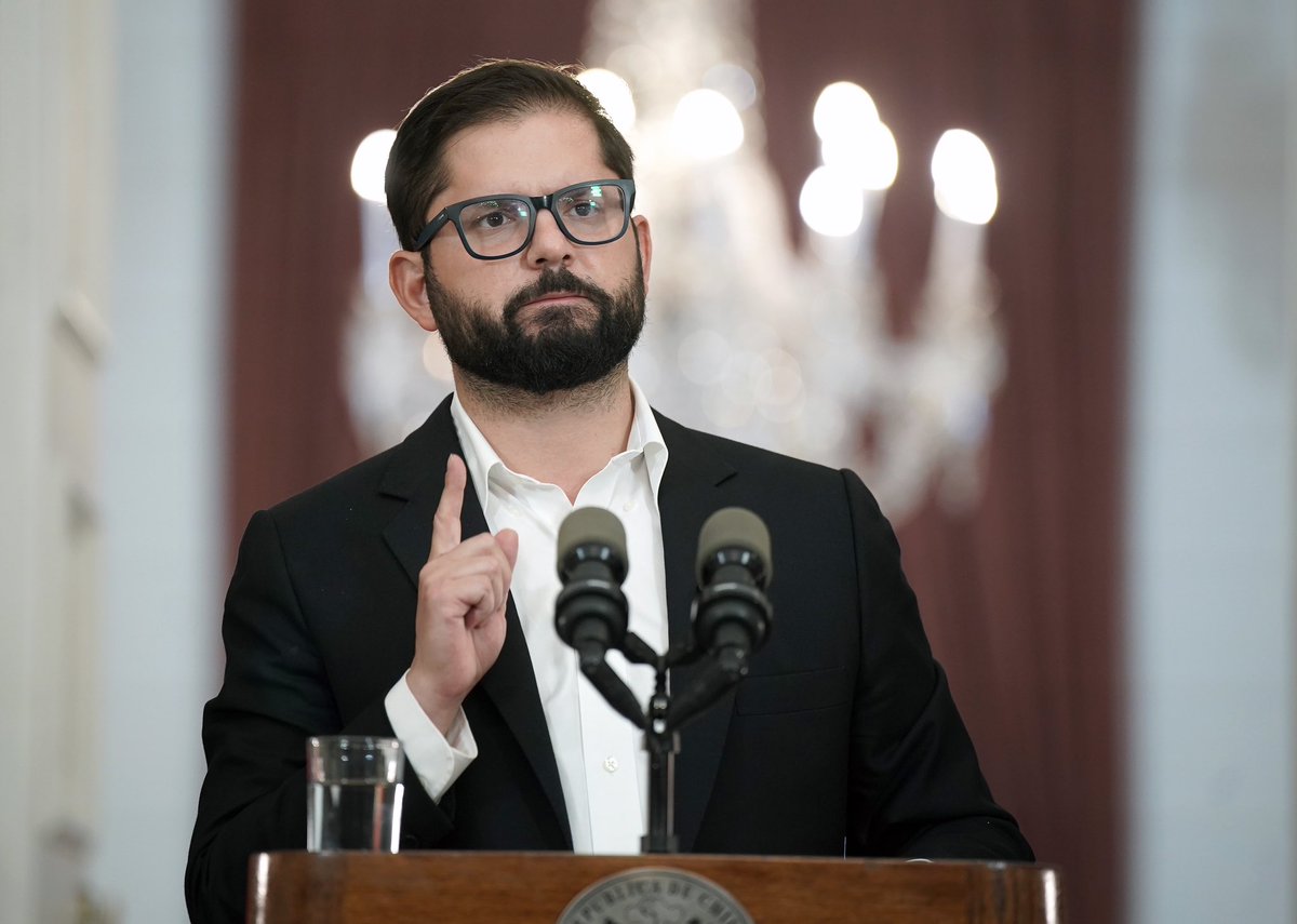 A la delincuencia la enfrentamos como Estado y sociedad organizada. En esto no existen izquierdas o derechas. Estamos unidos en esta cruzada y como <a href="/GobiernodeChile/">Gobierno de Chile</a> seguiremos hablando con hechos. No dejaremos que nuestras policías ni ciudadanos sigan expuestos a la delincuencia.