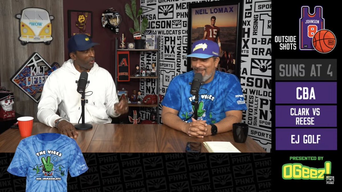 Crysthedoula's tweet photo. Couch potatoes
Water boys
Analytical robots
@Jumpshot8 is coming for your takes 🤣🤣🤣
You gotta watch EJ holler at @Saul_Bookman on @PHNX_Sports #OutsideShots
https://t.co/cMvlPlw4dn https://t.co/M9DoHwnzRJ