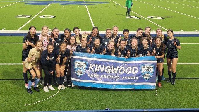 Joshua Koch_Humble ISD (@jokoch09) on Twitter photo STORY: "You are playing the best teams in the Houston area and to be one of the last standing is cool for the kids and obviously myself.”
<a href="/Kingwood_Soccer/">Kingwood Soccer (W)</a> is in the Regional Tournament for the first time since 2019 with a senior-heavy roster.
READ: bit.ly/3KDAFJD STORY: "You are playing the best teams in the Houston area and to be one of the last standing is cool for the kids and obviously myself.”
<a href="/Kingwood_Soccer/">Kingwood Soccer (W)</a> is in the Regional Tournament for the first time since 2019 with a senior-heavy roster.
READ: bit.ly/3KDAFJD
