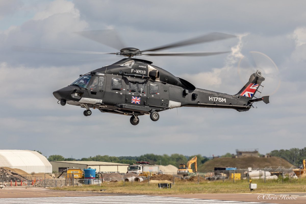 H175M
#avgeek #aviation #aviationdaily #aviationlovers #aviationphotography #aircraft #airshow #airtattoo #canonaviation #liveforthestory #planespotting #photography #riat #teamcanon @HeliOpsMagazine @verticalmag @VTOLsociety @HelipressIt @helihub @collectiveheli @AIR_Intl