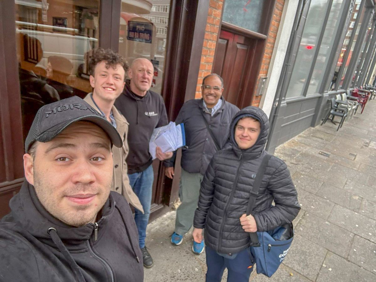 CamdenTories's tweet photo. Broadfield Estate shocked at scale of #O2Centre given green light by Camden Labour. We stand with them and believe we can't solve the housing crisis by destroying healthy neighbourhoods. Say NO to Labour's plan. NO to turning Hampstead into #PYONGYANGSTEAD. https://t.co/K4tqE29TTk