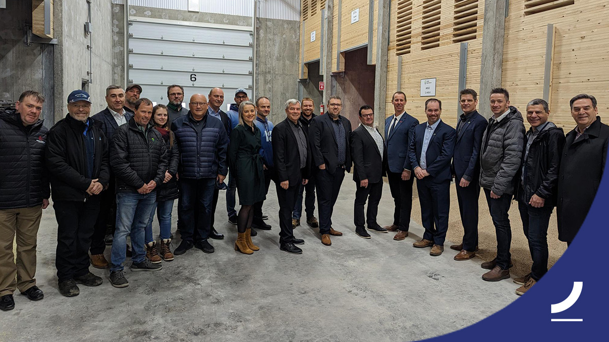 Sollio &amp; Vivaco Agriculture coopérative a inauguré son nouveau centre d’opérations de fertilisants à #Warwick 💪 Nous sommes fiers de soutenir ce projet qui permettra à la #coopérative de consolider ses #opérations et d’assurer sa #croissance. invest.quebec/3KeWsWH
<a href="/SollioC/">Sollio & Vivaco Agriculture coopérative</a>