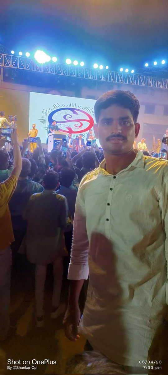 ShankarNayakM's tweet photo. Power Star Pawan Kalyan Sir ❣️🙏
@PawanKalyan @ShankarNayakM
#mudavathshankarnayak
#nitwarangal #SpringSpree2023 https://t.co/HHS0ImLMXP