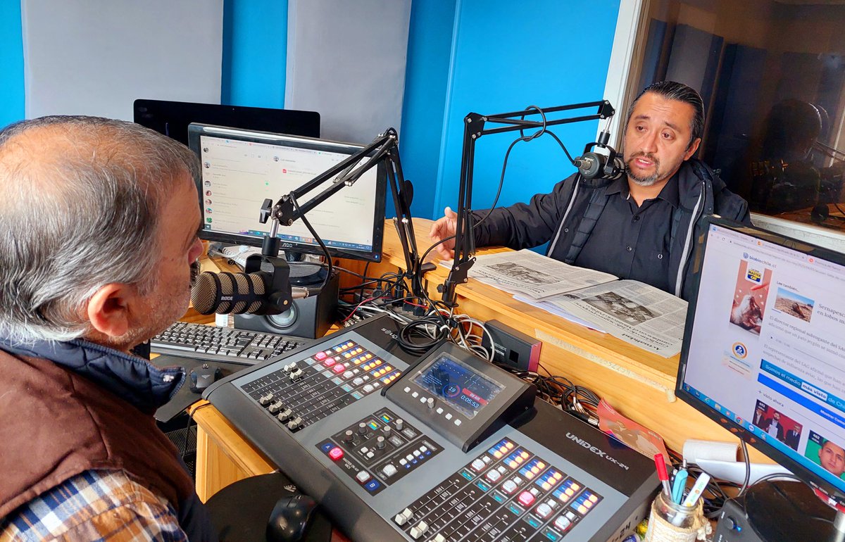 DPPRanco's tweet photo. 📻🎤 VISITA MEDIOS
Hoy el @DPPRanco @DppAlejandrorc informó a la comunidad, a través de radio #FMVida #LaUnión, sobre el trabajo de despliegue territorial, y formuló un llamado para el #ConsumoSeguro de pescados y mariscos en #SemanaSanta, evitando riesgos de salud #ValdiviaCL https://t.co/p2NDZ46DU5