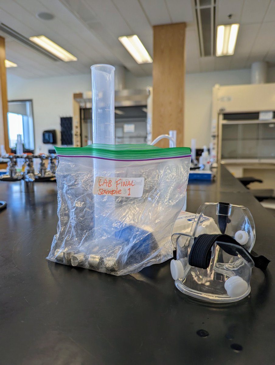 Sci_Classroom's tweet image. Chemistry Lab Final Exam is prepped ✅

Figure out what this unknown metal is🤔

#chemed #iteachchem