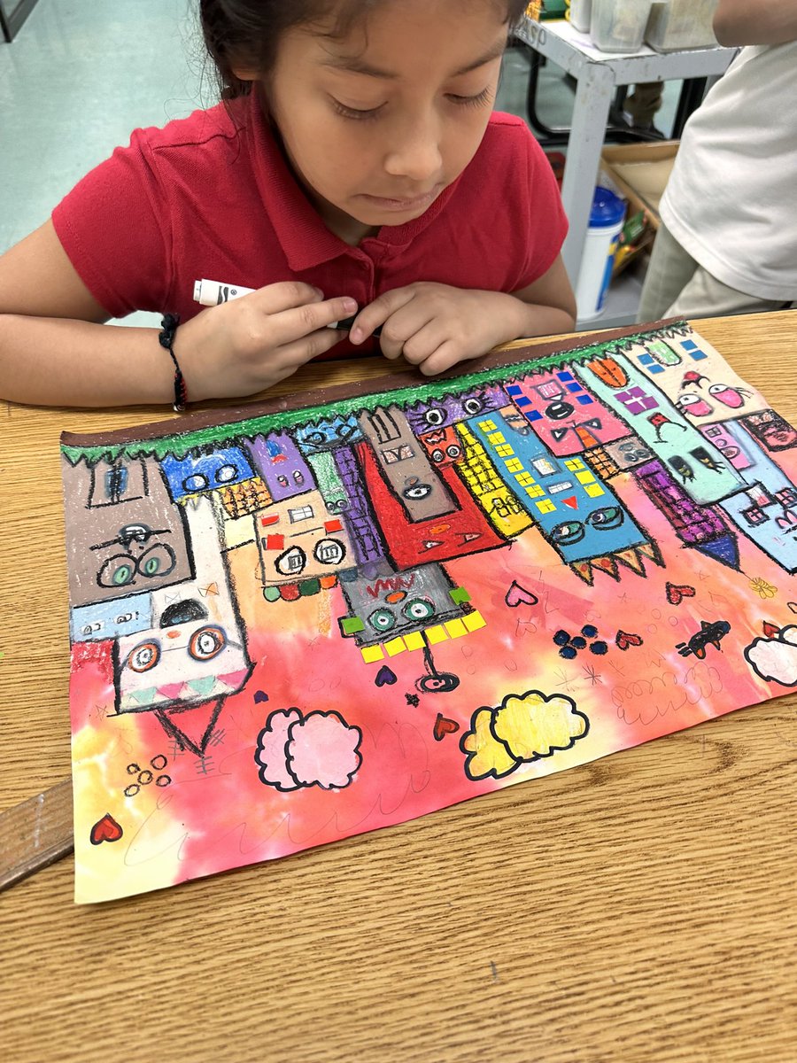 Boone Elem. Art Teacher. tweet media