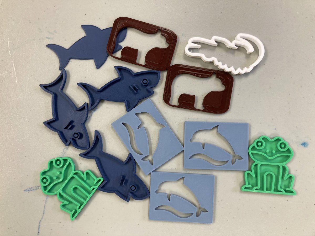 ProjMakerspace's tweet image. The ML Makerspace cannot live without the @nounproject 

Little Laker Makerspace- ages 1 - 5 - chose their animals to 3d print for our play doh time!