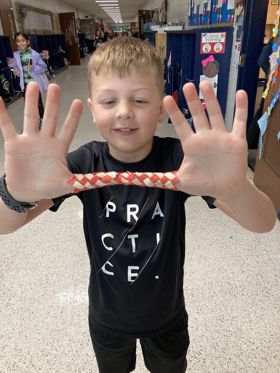 Jennifer Muia tweet media