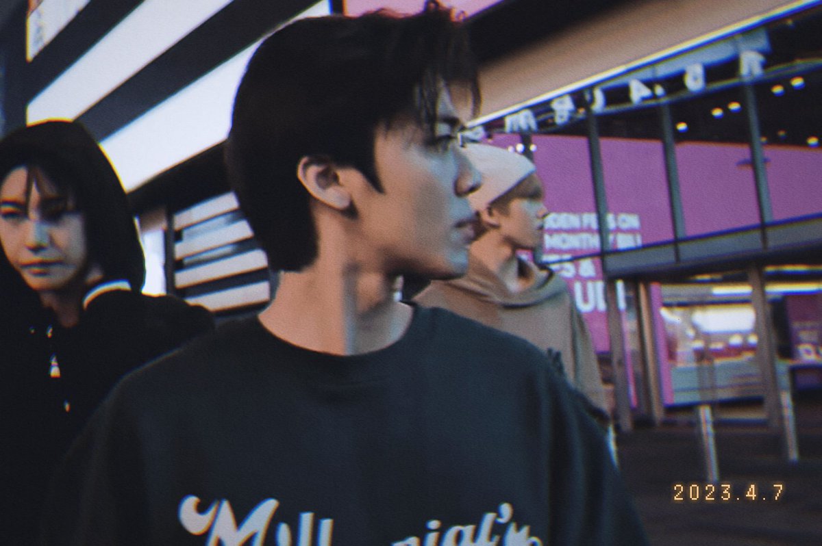 najaeminedit's tweet photo. jaemin in new york https://t.co/KvAUdYhXIk