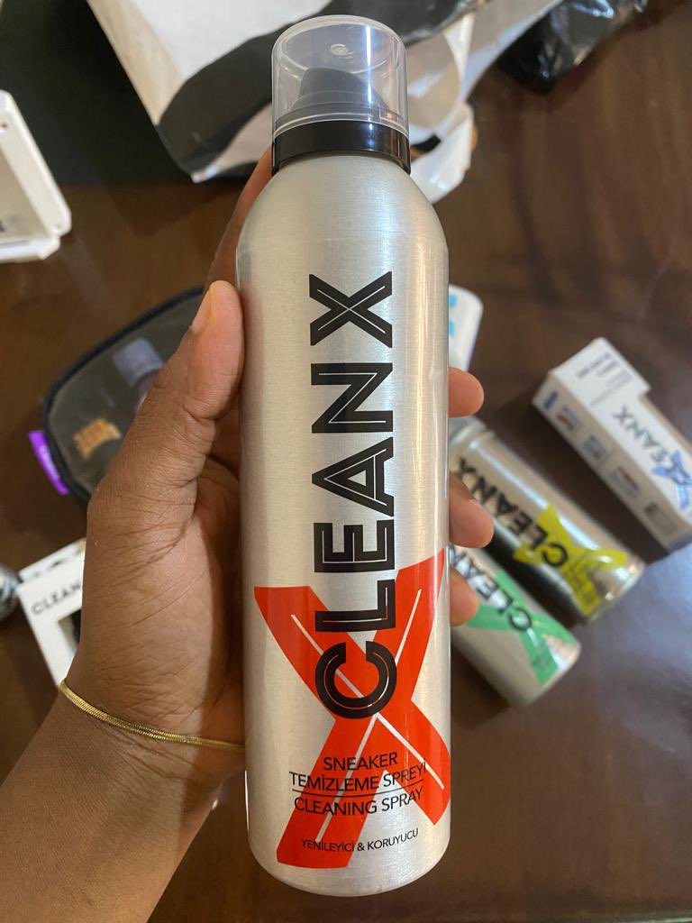 VicsenC's tweet image. Guys if you love your sneakers and you want it to last get this CLEANX products, it's the first of it's kind in Nigeria 🇳🇬 
Latest update for Sabi men. 🤯
#cleanx 
#Sneakers