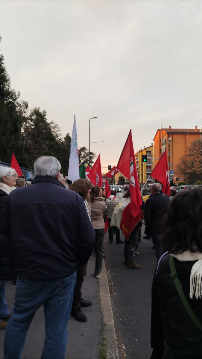 Quarto Oggiaro è Antifascista! #Antifa