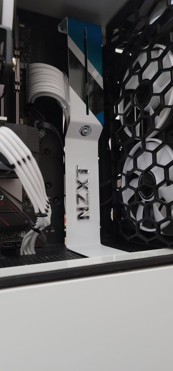 EnviousMods's tweet photo. I'm giving a customers PC some proper mods to truly make it 1 of a kind!
#enviousmods #teamenvious #pcmodding #casemodding #gamesgaloreandmore #gamesgalore https://t.co/pMJ8qXTWRS