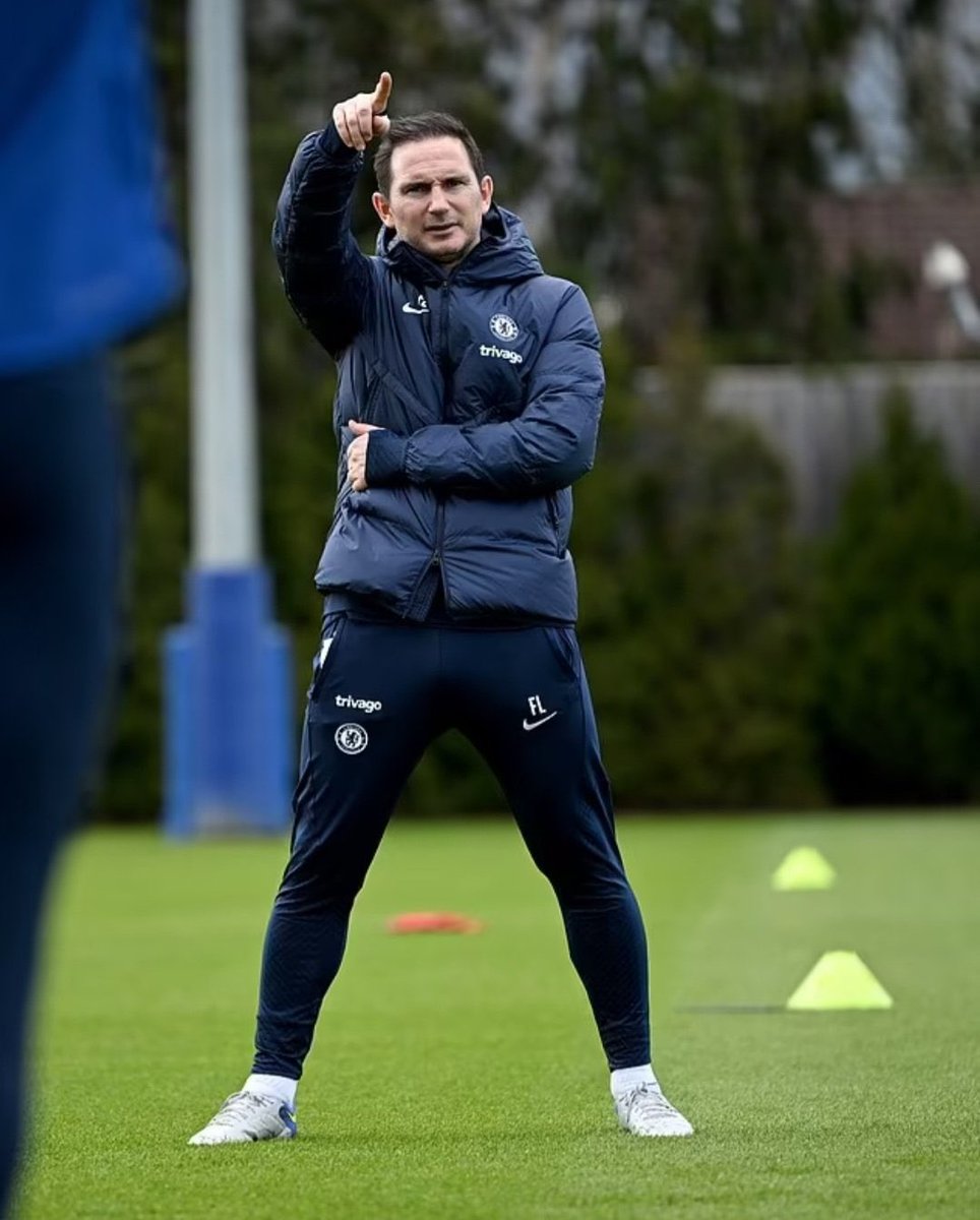 If you love Chelsea 🔵⚪️

I love you 💙