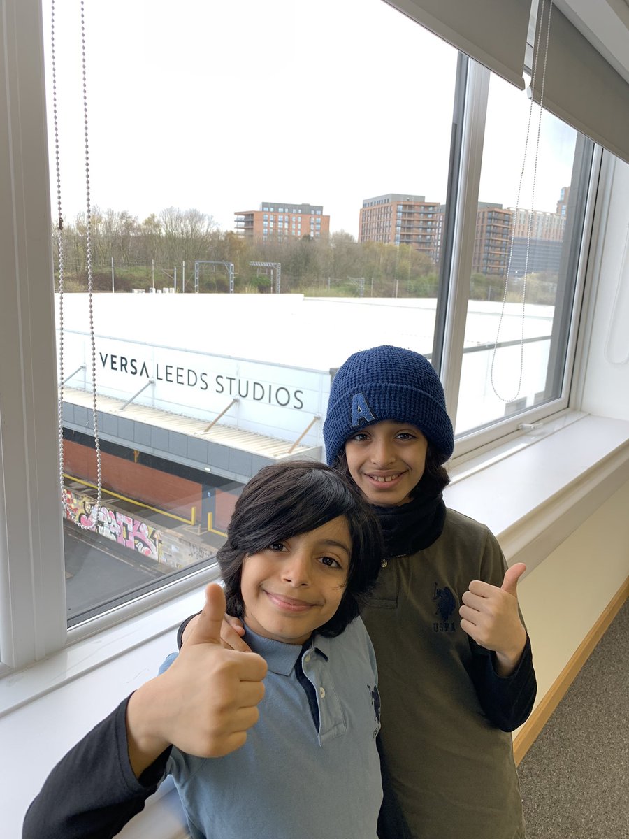 PipsCherry's tweet photo. Check out our Brothers Ali and Ghaith in Leeds rehearsing for a film they are in together ππΌππΌππΌ
Busy day and fun times to come!!!
#film #filming #brothers #acring #fun # https://t.co/CRWDU3fvEv