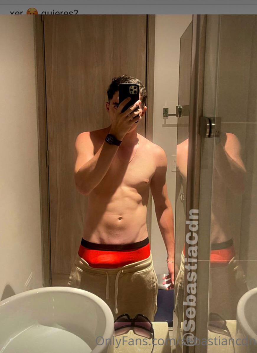 Daniel49683592's tweet photo. Contenido de #sebastiancdn
RT para más🥵🥵 https://t.co/SyujKvwTqJ