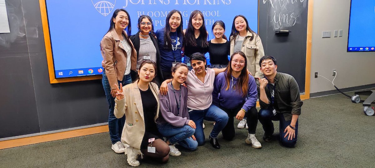 JHSPH_APPHN's tweet photo. Yesterday we hosted a book club event for @JohnsHopkinsSPH Public Health Week 2023 featuring Cathy Hong’s “Minor Feelings”! 📚 Thank you everyone for attending - such a great turnout - and a big thank you to our many sponsors for the event! See you all next school year!!✨ https://t.co/gpZiscTDUX