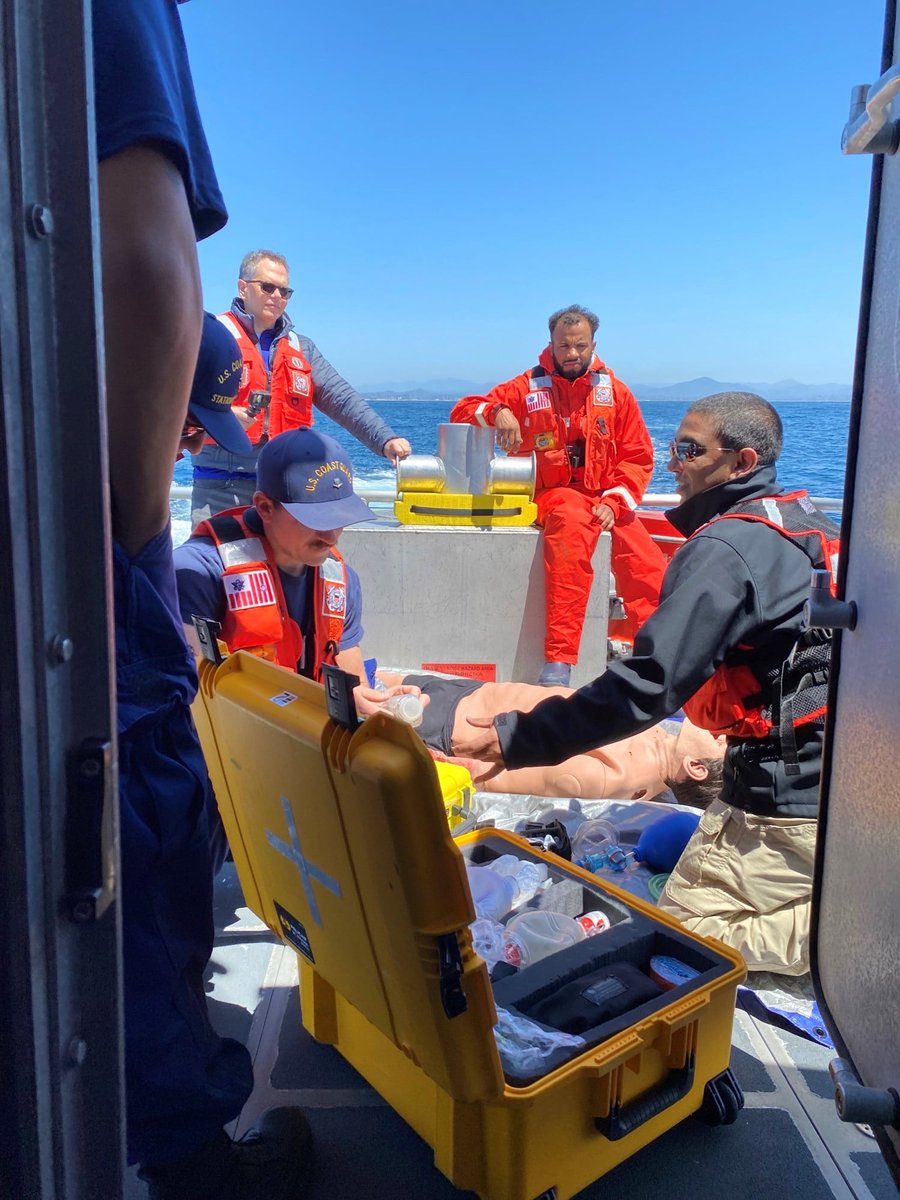 _elevate_health's tweet photo. #TBT to April 2022 during a simulated #rescue mission of #CAE Apollo by the San Diego US Coast Guard in the Pacific Ocean. 🏊♂️🚁
#CAEApollo #emergencycare #criticalcare #simulation #healthcaresimulation #makinghealthcaresafer https://t.co/q63HX6SlG2