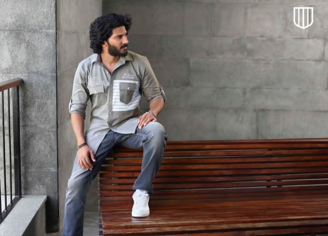 DQ_CREW_'s tweet photo. The man of styles!! ❤️🥰

.@dulQuer / #DulquerSalmaan https://t.co/2bHfjWuoiy