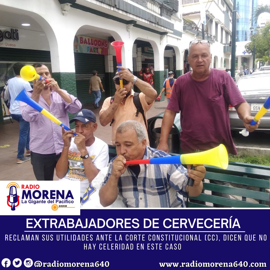 RadioMorena640's tweet photo. Ex trabajadores de @cervecerian reclaman sus utilidades ante la @CorteConstEcu José Macías en representación los afectados expresa que han sido parte de una burla constante, la CC no resuelve nada, solo existe la pasadera del tiempo y sus compañeros fallecen sin recibir nada. https://t.co/5LXY0g2fUm